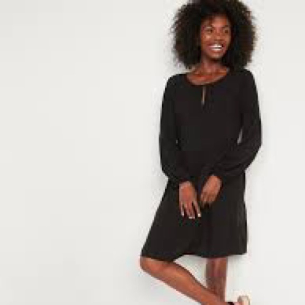 Old Navy Soft Woven Keyhole Dress